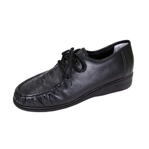 👟24 Hour Comfort Mei Women's Wide Width Lace Up Leather Shoes 👟